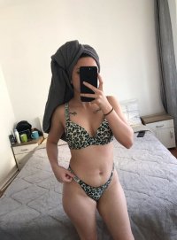 614496729, Isabela, 20, Chica, Alicante centro